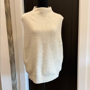 Banana Republic Soft Cream Sleeveless Turtleneck